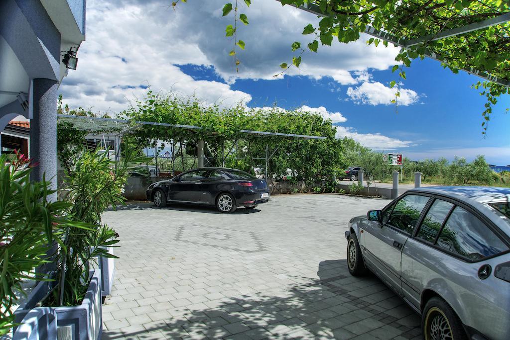 Apartments Peran Šibenik Habitación foto