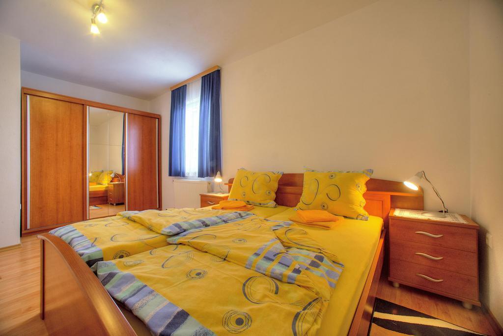 Apartments Peran Šibenik Habitación foto