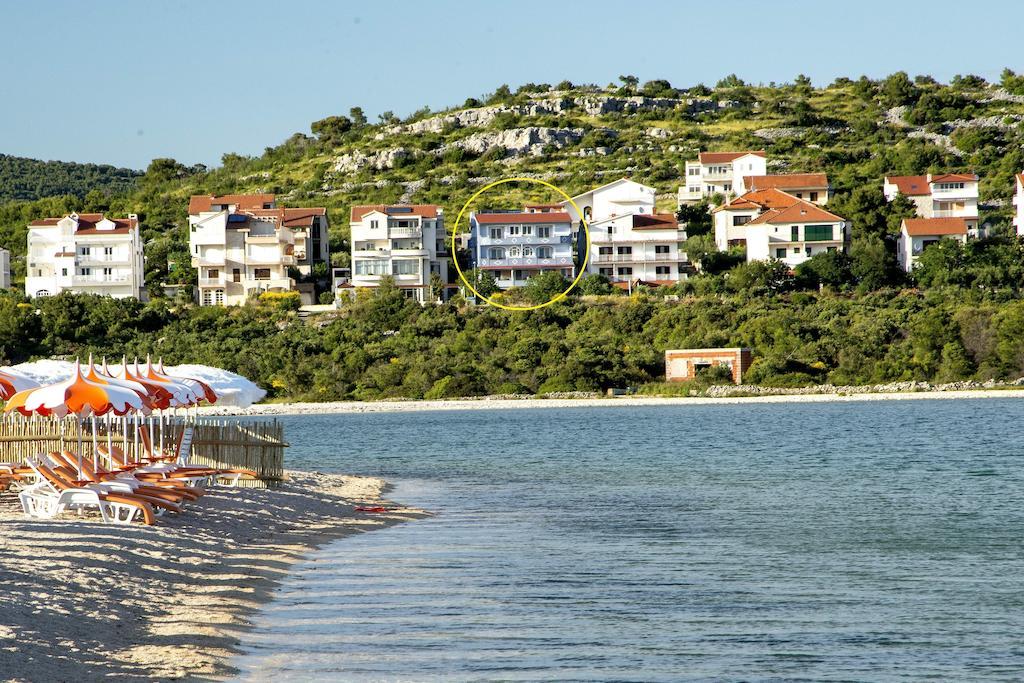 Apartments Peran Šibenik Habitación foto