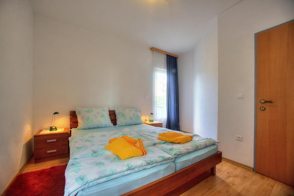 Apartments Peran Šibenik Habitación foto