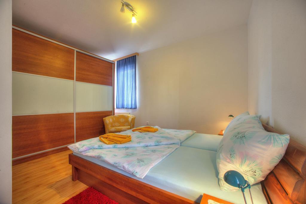 Apartments Peran Šibenik Habitación foto